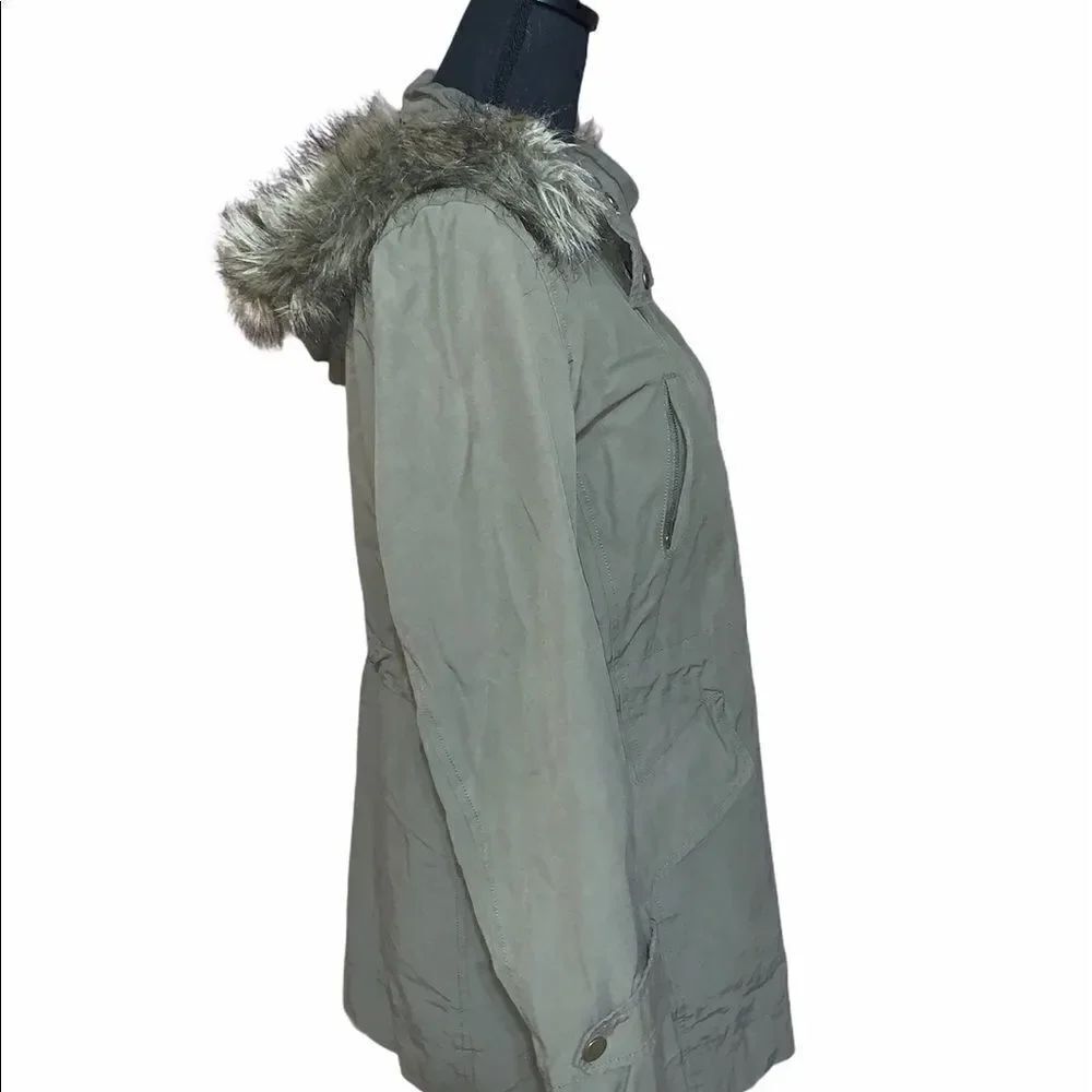 Loft Jacket  - Picture 4 of 8
